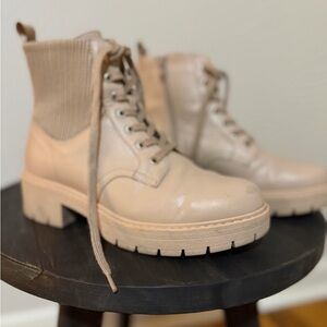 Limelight Girls Beige Lace-Up Boots